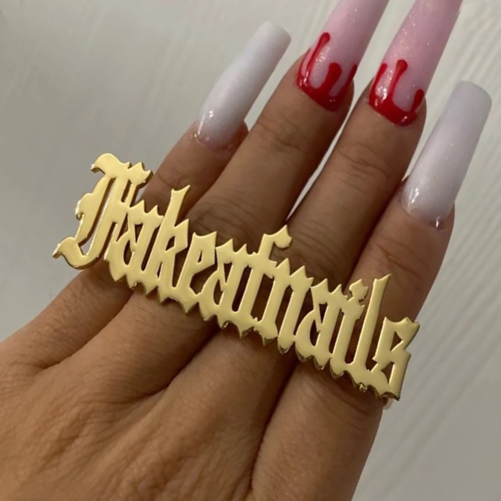 Anillo con nombre personalizad - Initial Ring Custom reseña y precio